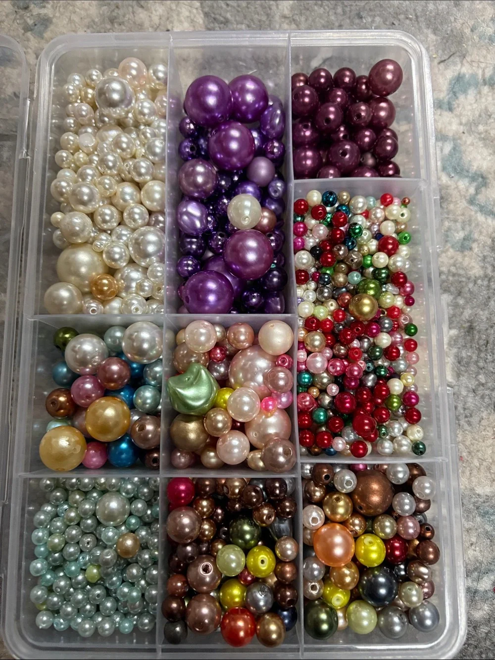 Color peal beads with case